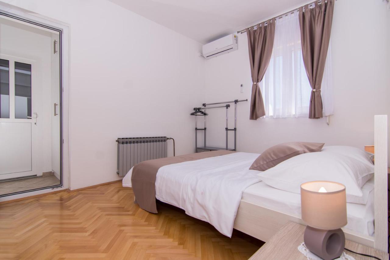 Apartmani Mlacic Donji Okrug  Εξωτερικό φωτογραφία